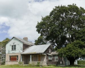 foreclosure home damage